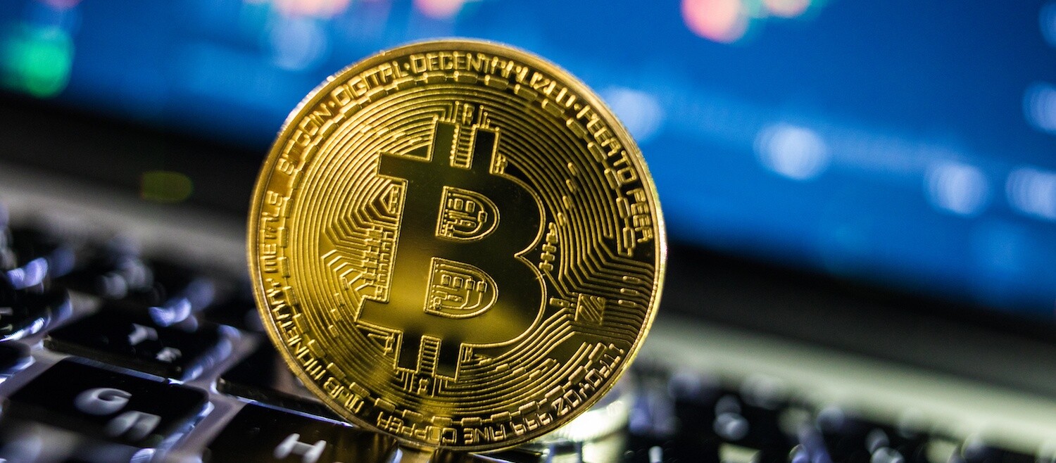 érdemes pénzt keresni a bitcoinokon forex sövényi stratégia