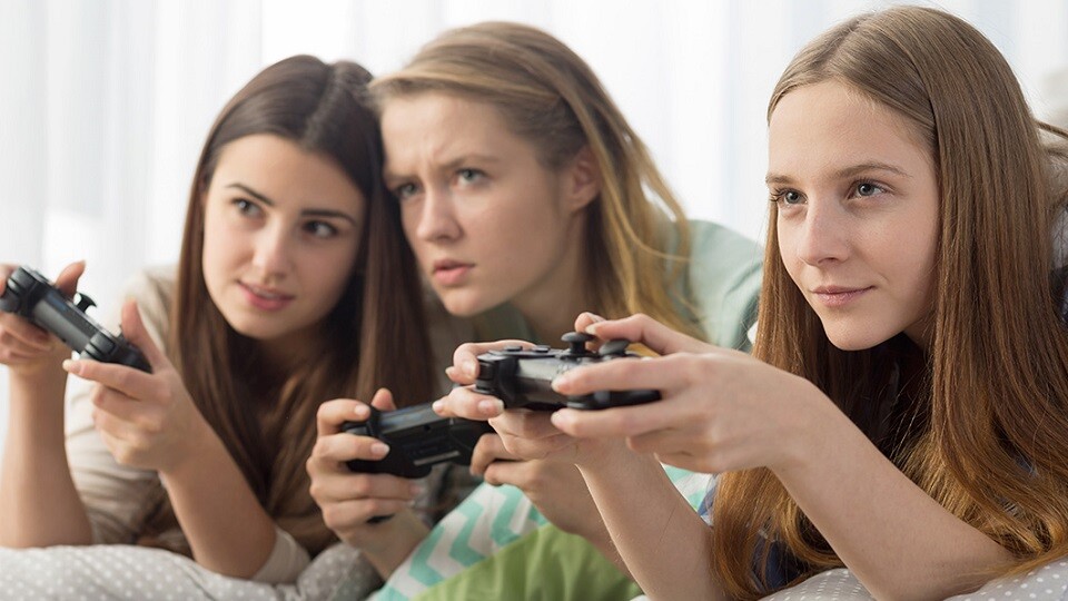 Girls gaming